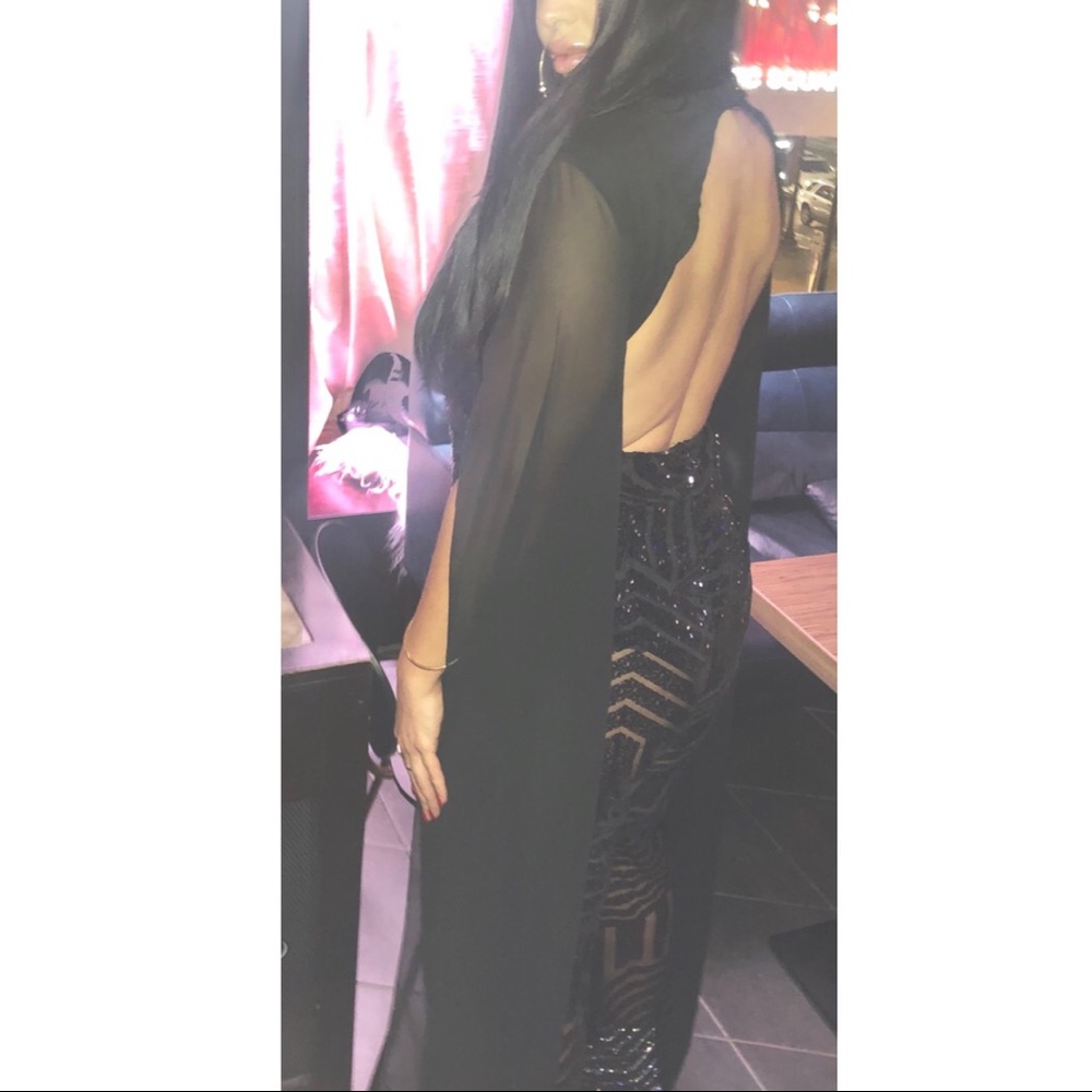 Sequin cape jumpsuit - Picture 4 of 4